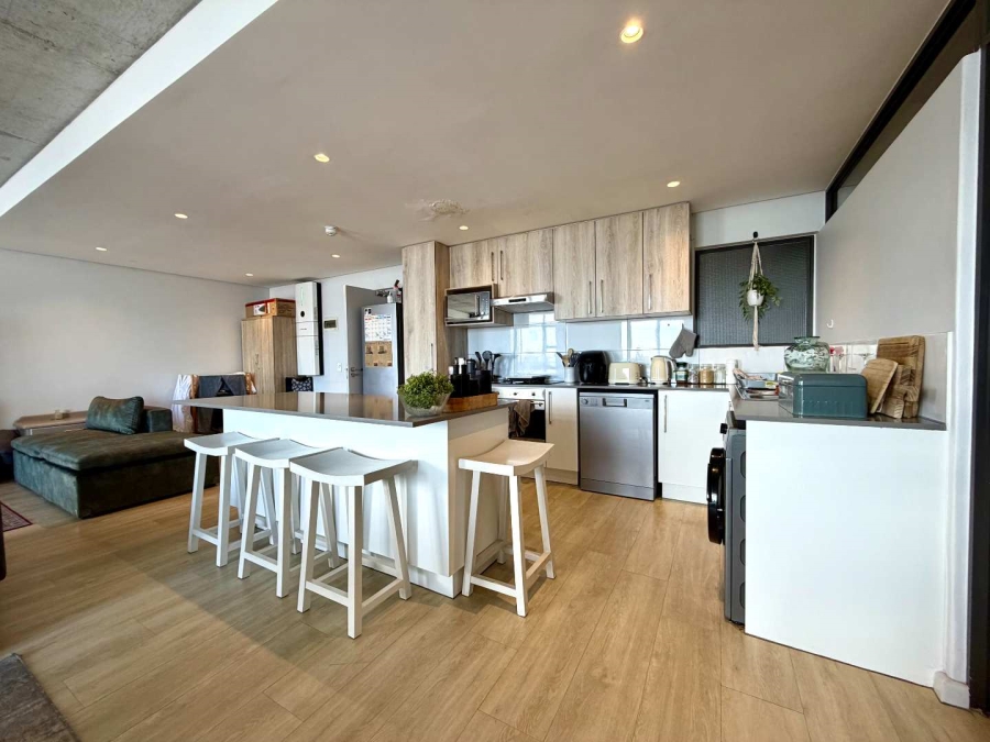 To Let 2 Bedroom Property for Rent in Woodstock Western Cape